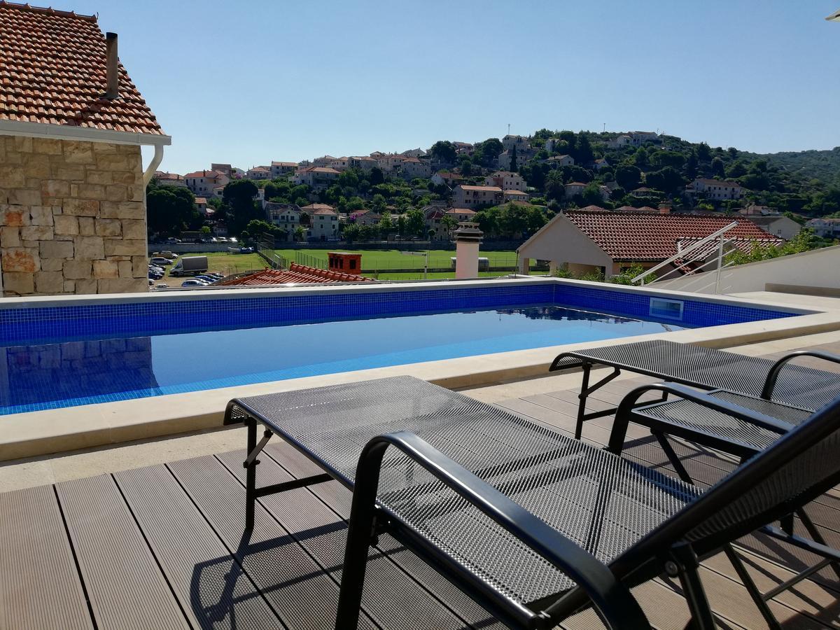 Apartments Ivana Postira Bilik gambar