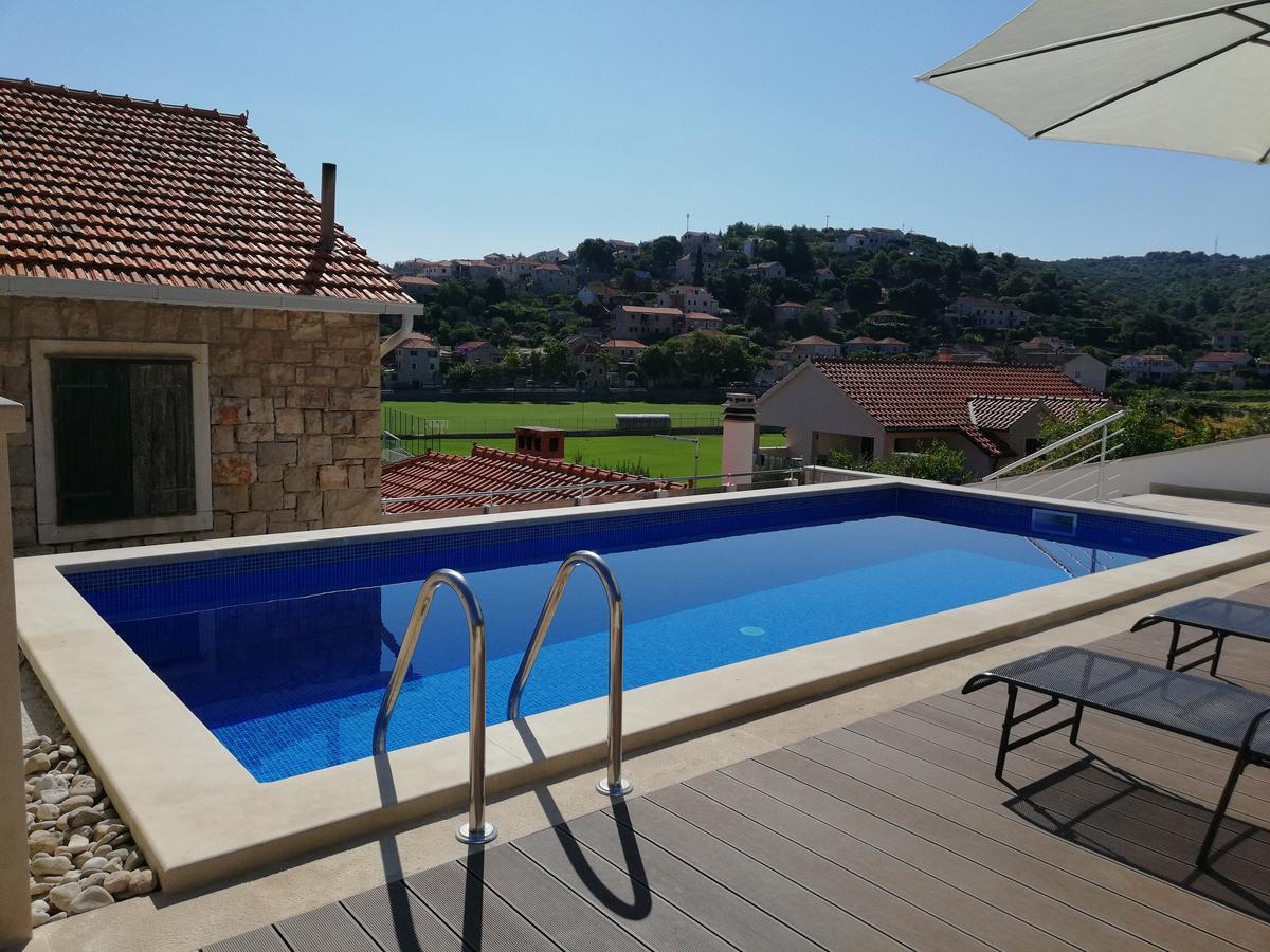 Apartments Ivana Postira Bilik gambar