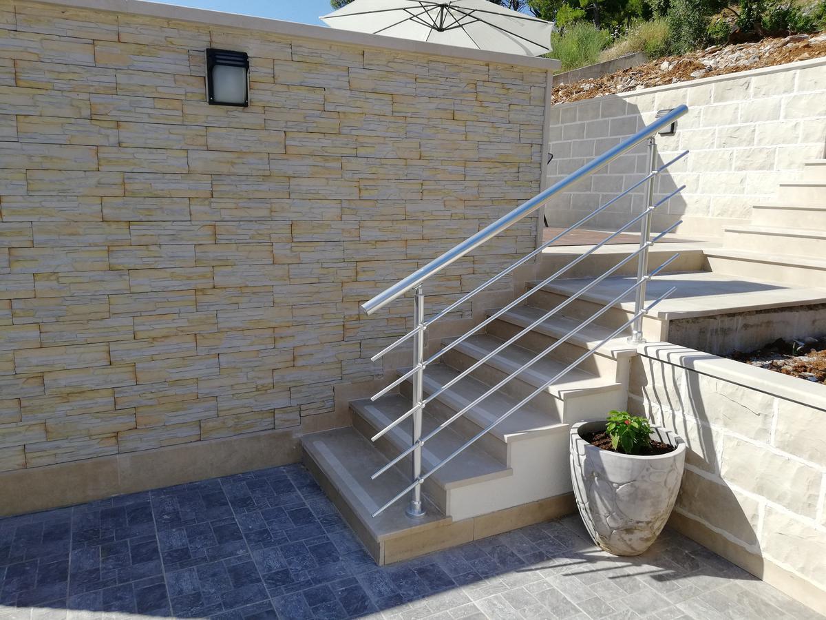 Apartments Ivana Postira Bilik gambar