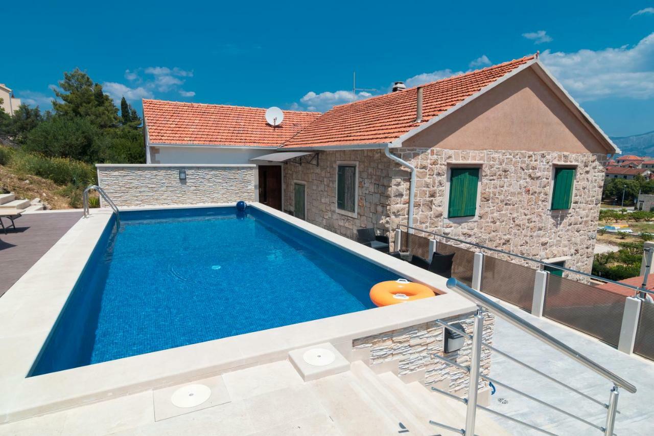 Apartments Ivana Postira Luaran gambar